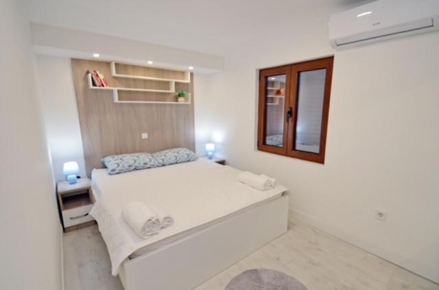 Nikola Lux Apartments Muo Экстерьер фото