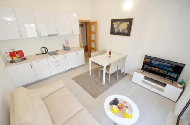 Nikola Lux Apartments Muo Экстерьер фото
