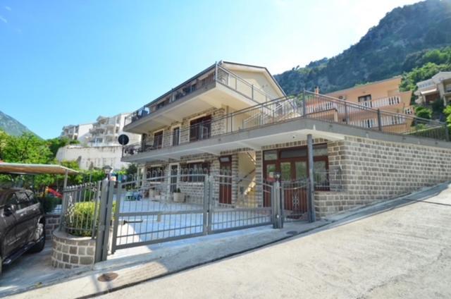 Nikola Lux Apartments Muo Экстерьер фото